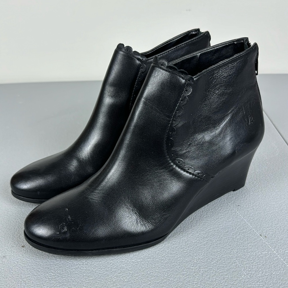 Jack Rogers Emery Wedge Ankle Boots. Black. Size 10.